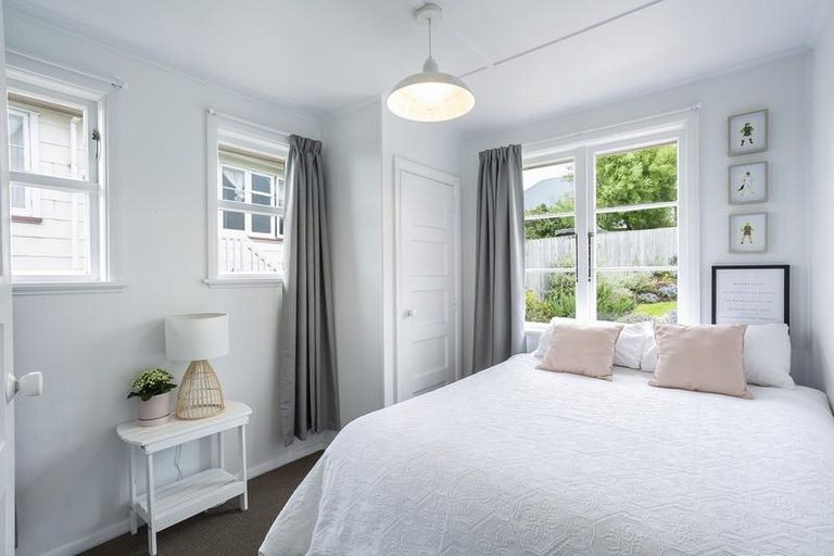 Photo of property in 52 Aberdeen Road, Saint Clair, Dunedin, 9012