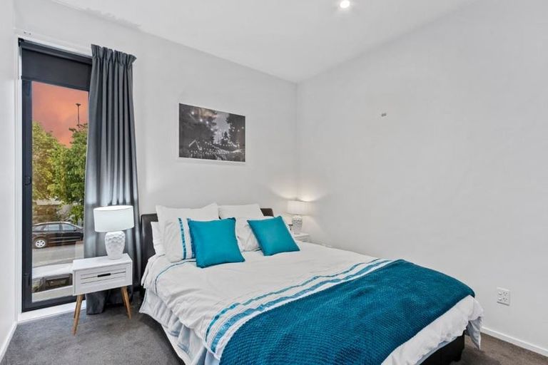 Photo of property in 4/275 Kilmore Street, Christchurch Central, Christchurch, 8011
