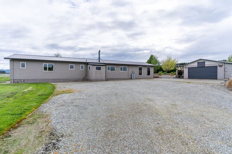 Photo of property in 99 Centre Bush Otapiri Road, Centre Bush, Winton, 9782