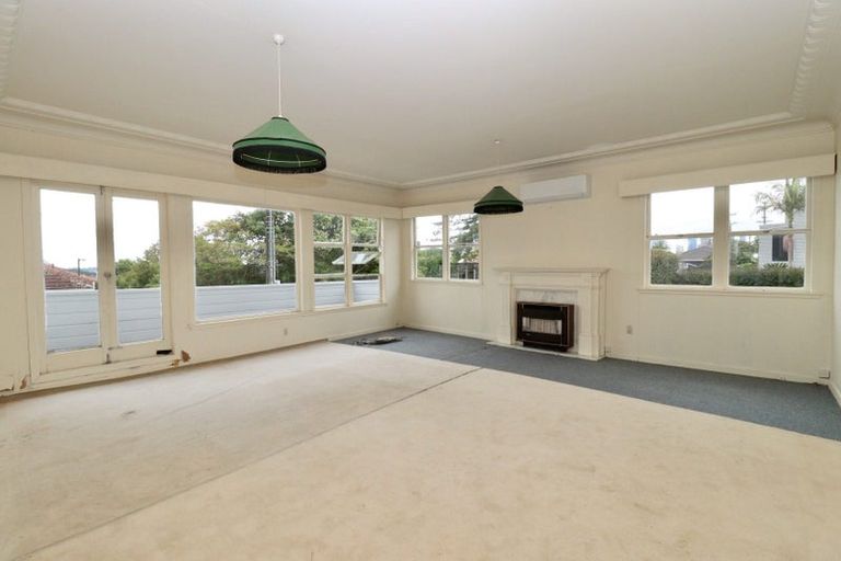 Photo of property in 1/4 Tweed Street, Richmond, Christchurch, 8013