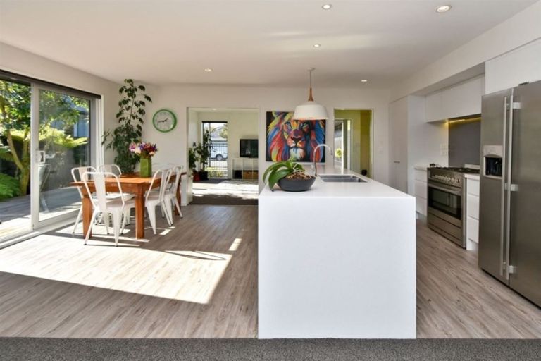 Photo of property in 7 Jameson Avenue, St Albans, Christchurch, 8052