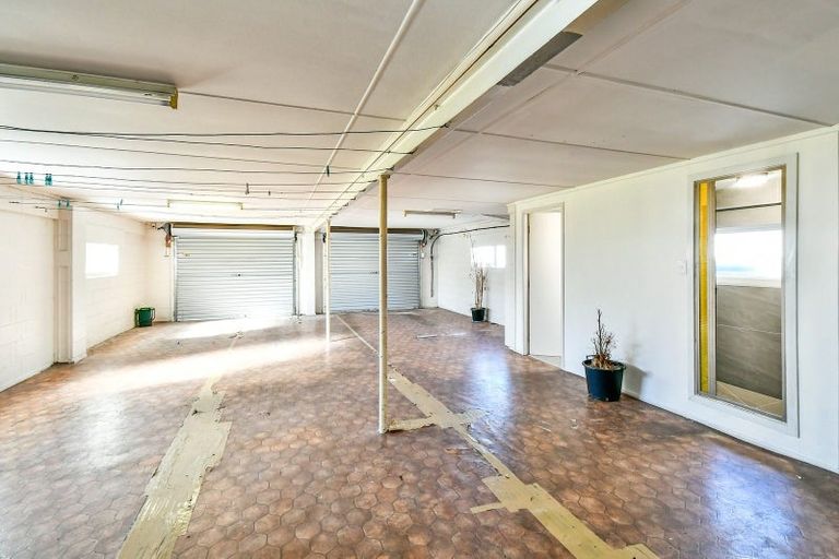 Photo of property in 8 Halberg Street, Papakura, 2110