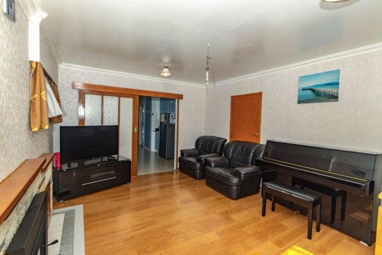 Photo of property in 60 Bledisloe Road, Maraenui, Napier, 4110