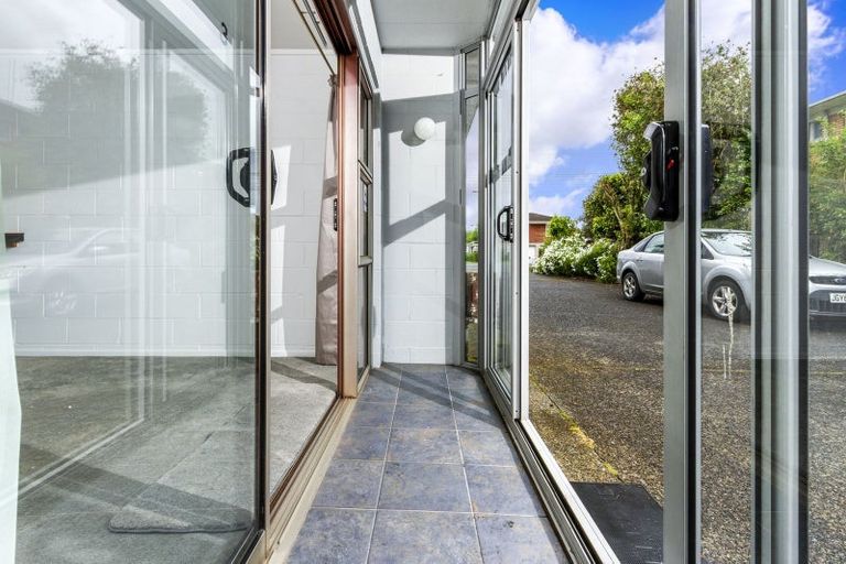 Photo of property in 3/767 Beach Road, Browns Bay, Auckland, 0630