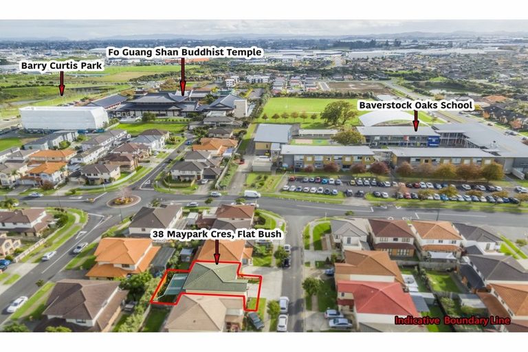 Photo of property in 38 Maypark Crescent, Flat Bush, Auckland, 2016