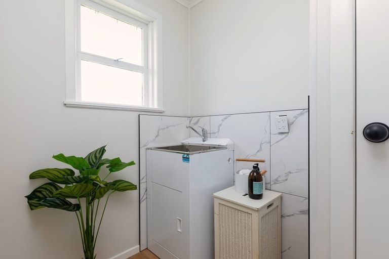 Photo of property in 2/69 Coronation Road, Papatoetoe, Auckland, 2025