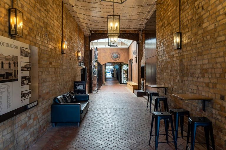 Photo of property in 5/77 Old Lake Road, Narrow Neck, Auckland, 0624