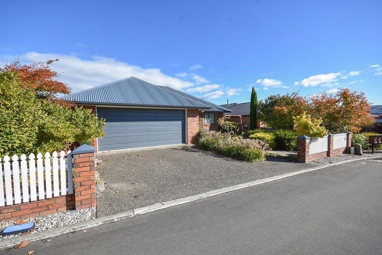 Photo of property in 21 Kura Place, Mosgiel, 9024