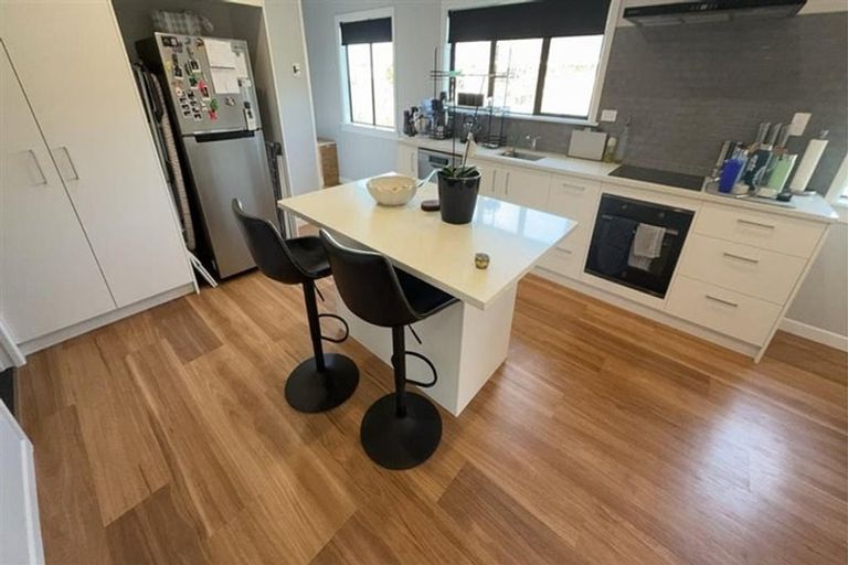 Photo of property in 15 Barry Street, Ferndale, New Plymouth, 4310