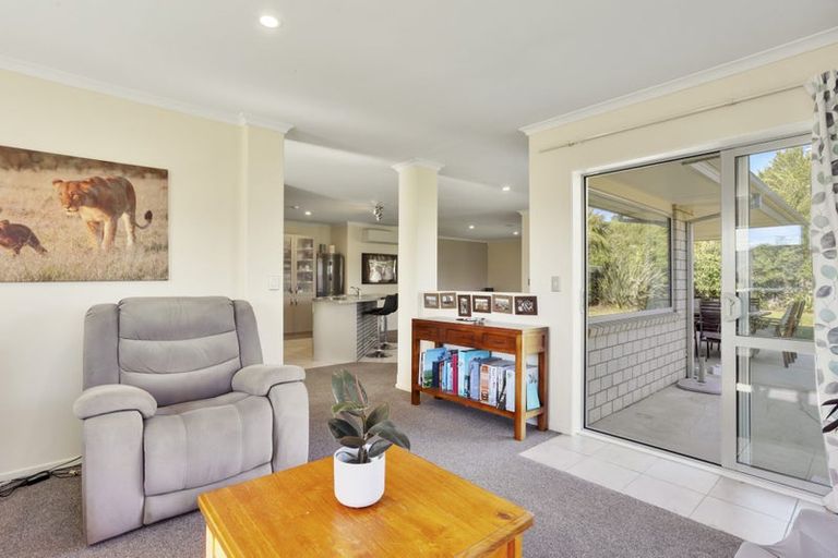 Photo of property in 9 Panckhurst Drive, Woodend, 7610