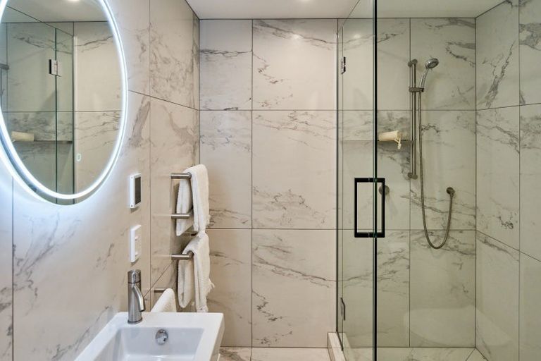 Photo of property in 31 Mcfarlane Street, Mount Victoria, Wellington, 6011