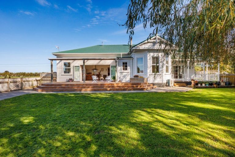 Photo of property in 2114 State Highway 56, Longburn, Palmerston North, 4477