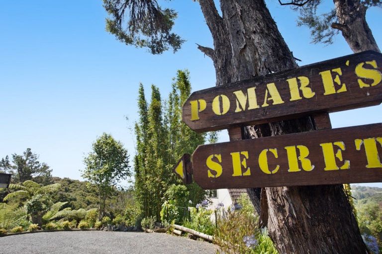 Photo of property in 15 Major Bridge Drive, Russell, 0272