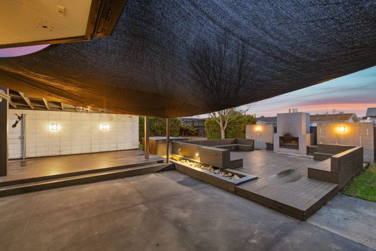 Photo of property in 24 James Drive, Woodend, 7610