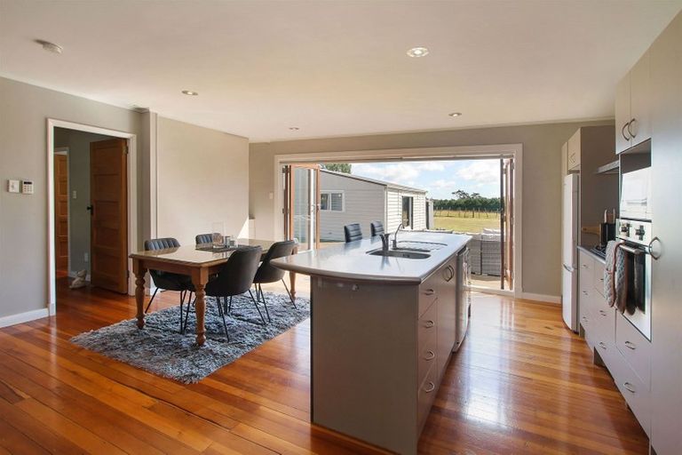 Photo of property in 7 Buchanan Road, Kingseat, Papakura, 2580
