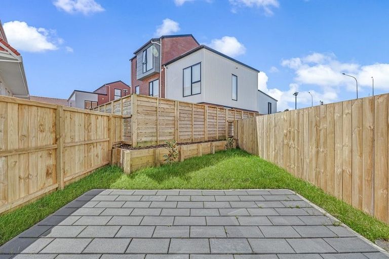 Photo of property in 32 Whautapu Court, Avondale, 1026