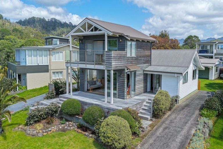 Photo of property in 107 Pohutukawa Crescent, Whangamata, 3620