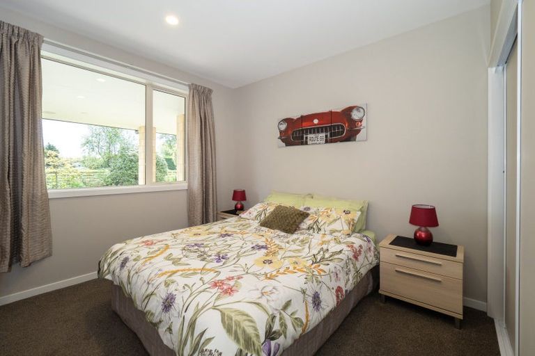 Photo of property in 128 Johnstone Street, Tinwald, Ashburton, 7774