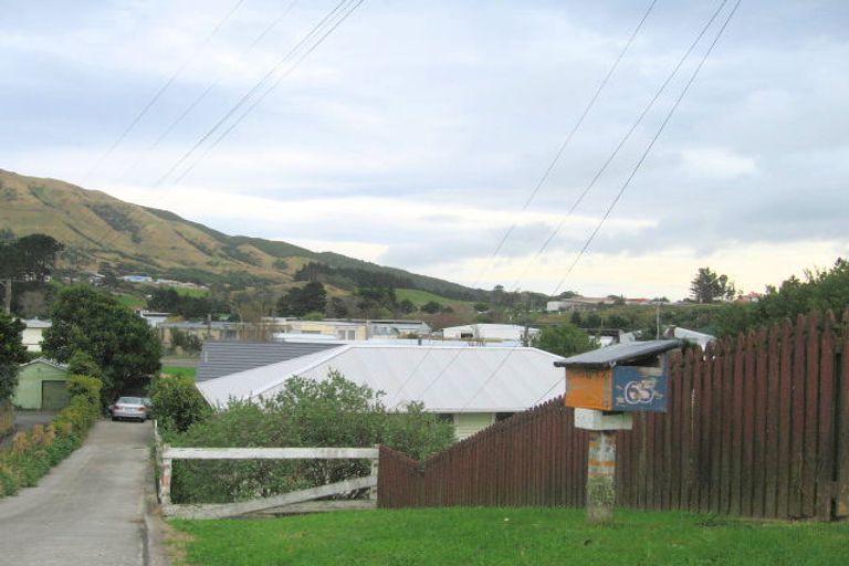 Photo of property in 67 Bell Street, Tawa, Wellington, 5028