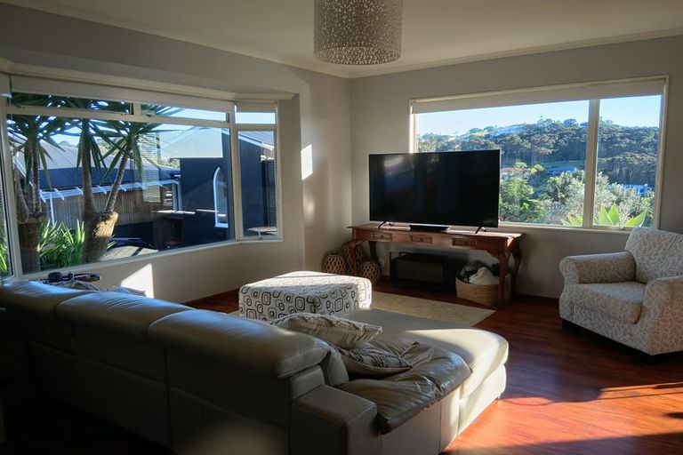 Photo of property in 9 Palm Cove, Arkles Bay, Whangaparaoa, 0932