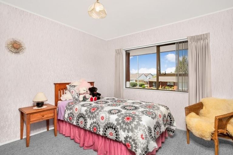 Photo of property in 1/34 Gills Avenue, Papakura, 2110