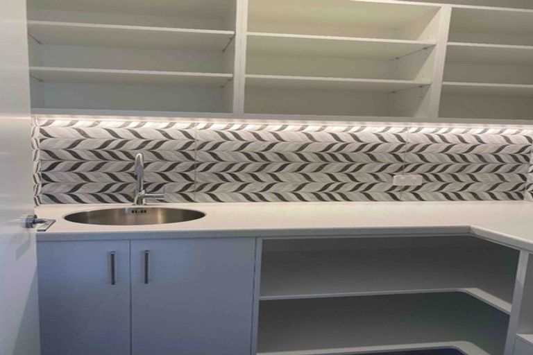 Photo of property in 5 Leslie Court, Havelock North, 4130