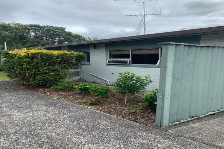 Photo of property in 1/15 Omana Road, Milford, Auckland, 0620