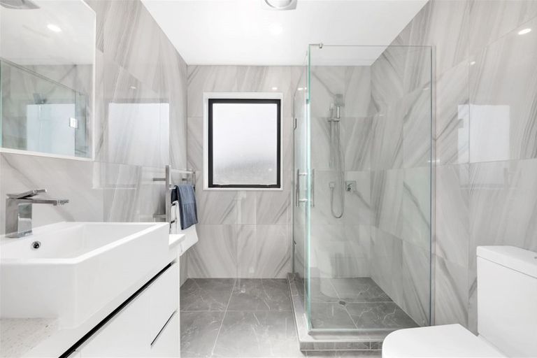 Photo of property in 35 Tinaku Road, Flat Bush, Auckland, 2019