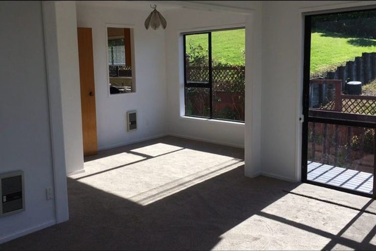 Photo of property in 11a Orewa Heights Crescent, Orewa, 0931