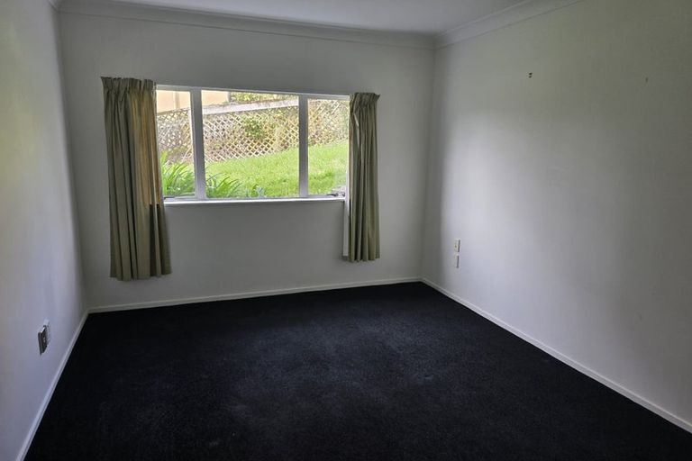 Photo of property in 18 Belleaire Court, West Harbour, Auckland, 0618