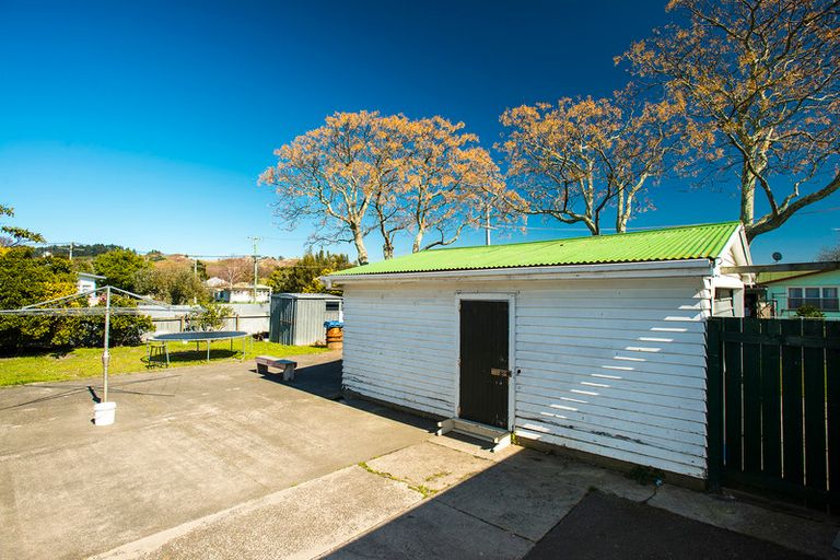 Photo of property in 17 Huxley Road, Outer Kaiti, Gisborne, 4010