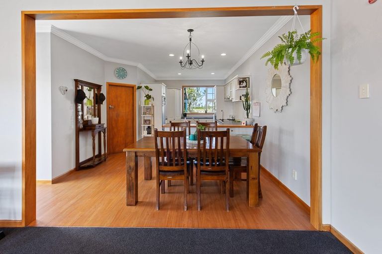 Photo of property in 114 Ferry Road, Edendale, 9825
