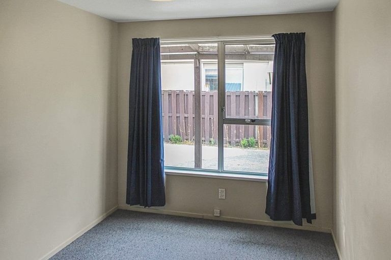 Photo of property in 3/12 Keoghs Lane, St Albans, Christchurch, 8014