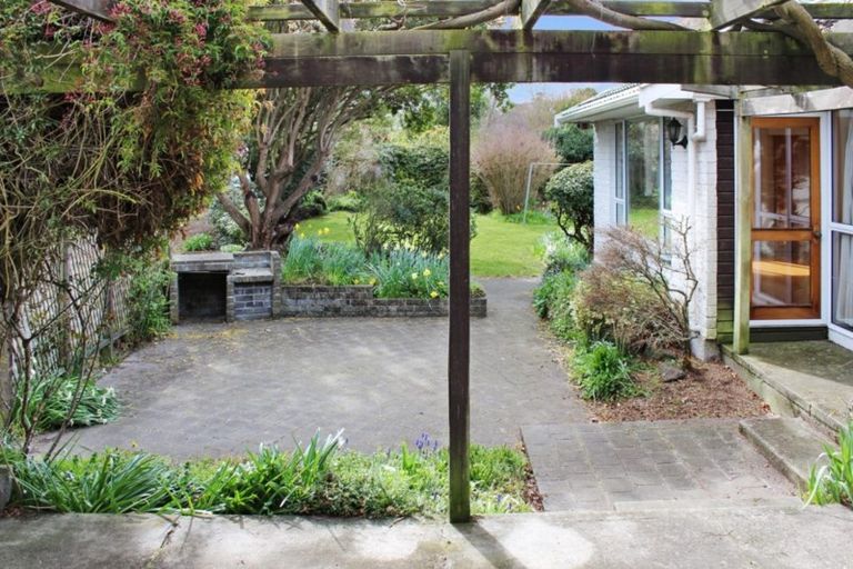 Photo of property in 17 Rountree Street, Upper Riccarton, Christchurch, 8041