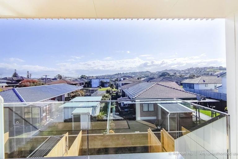 Photo of property in 5 Ngaru Way, Orewa, 0931