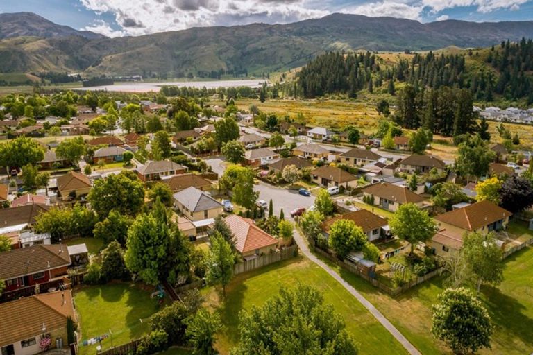 Photo of property in 7 Coach Court, Cromwell, 9310