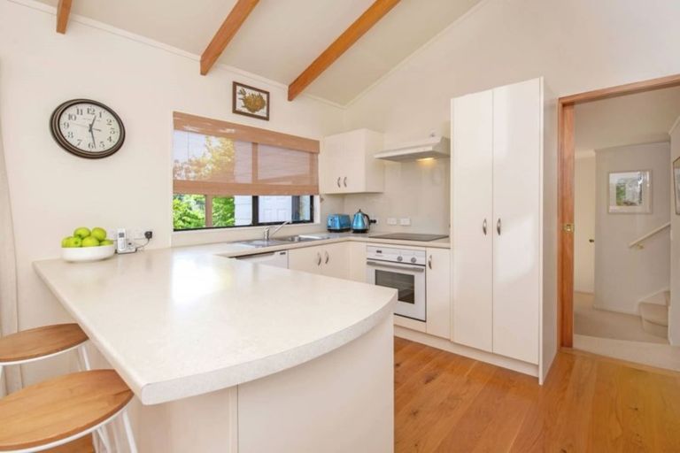 Photo of property in 3 Jandell Crescent, Bucklands Beach, Auckland, 2014