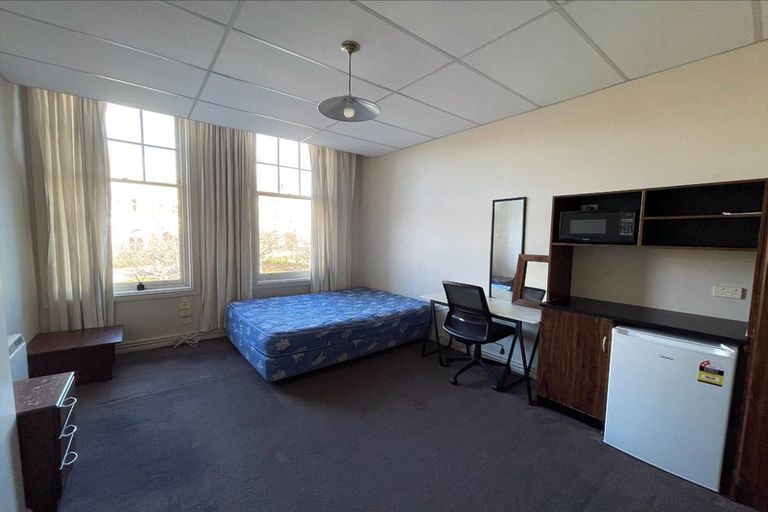 Photo of property in 5 Anzac Avenue, Dunedin Central, Dunedin, 9016