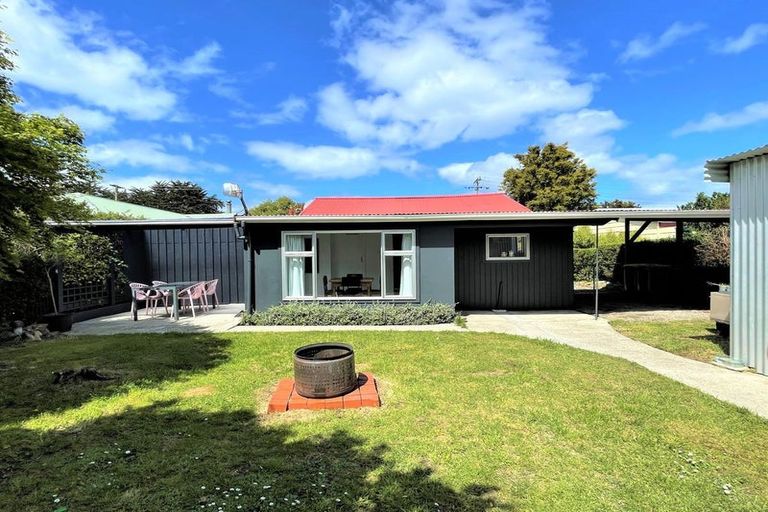 Photo of property in 11 Noble Street, Owaka, 9585