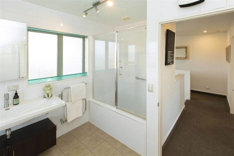 Photo of property in 1 Fieldstone Lane, Spreydon, Christchurch, 8024