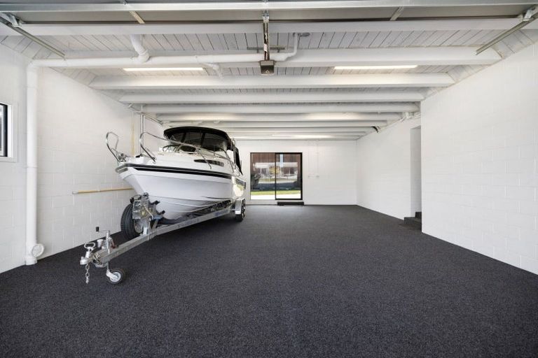 Photo of property in 14 Primary Lane, Wanaka, 9305