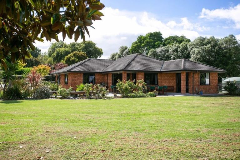 Photo of property in 2 Lake View Drive, Karapiro, Cambridge, 3494