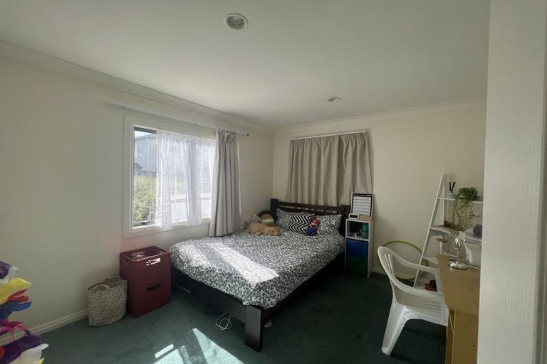 Photo of property in 155c Hobsonville Road, West Harbour, Auckland, 0618