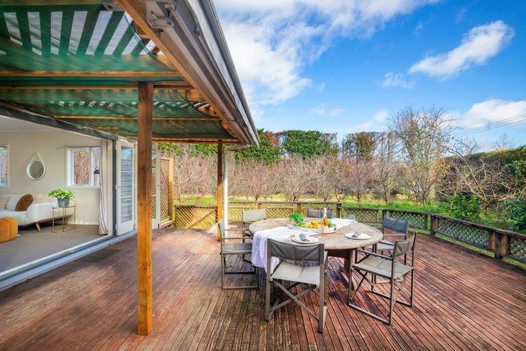 Photo of property in 80 Omaha Flats Road, Tawharanui Peninsula, Warkworth, 0986