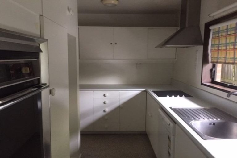 Photo of property in 30a Strowan Road, Strowan, Christchurch, 8052