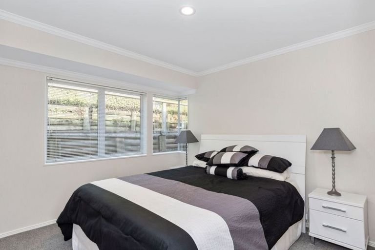 Photo of property in 6 Palm Court, Mount Maunganui, 3116