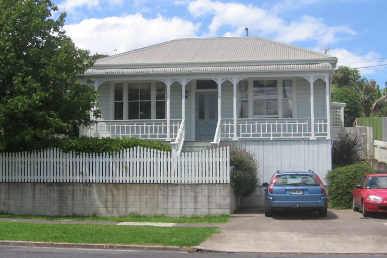 Photo of property in 10 High Street, Devonport, Auckland, 0624