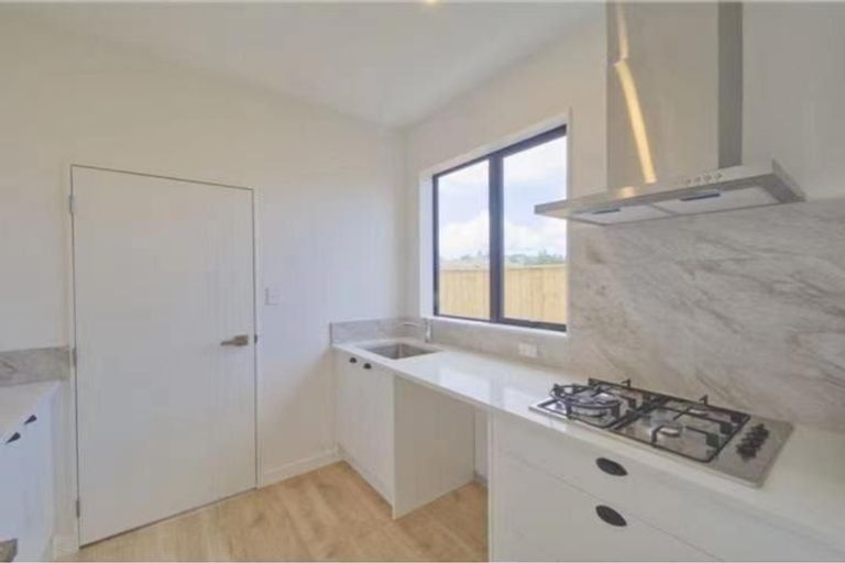 Photo of property in 49 Johns Creek Crescent, Silverdale, 0932