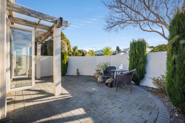 Photo of property in 12 Avion Terrace, Raumati Beach, Paraparaumu, 5032