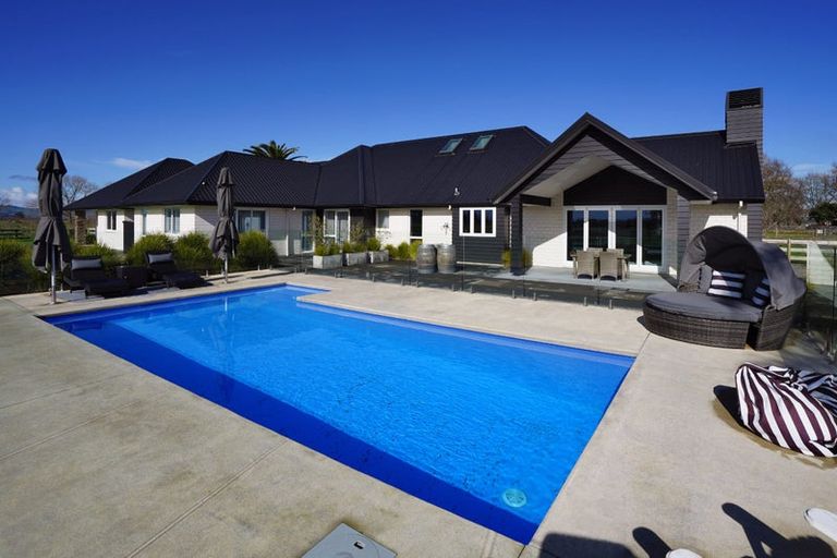 Photo of property in 298 Marshmeadow Road, Newstead, Hamilton, 3286